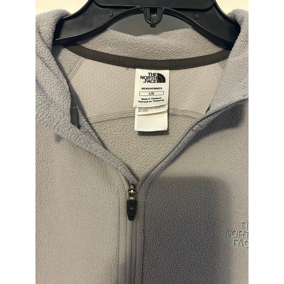 The North Face men’s gray vapor wick quarter zip fleece size Large - Picture 2 of 3